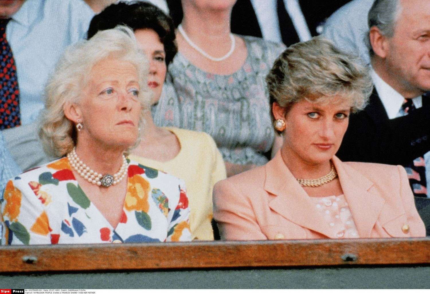 Księżna Diana z matką Frances Shand Kydd nie miała dobrej relacji