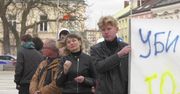 “To jest nieludzkie”. Manifestacja solidarności z narodem ukraińskim na kieleckim rynku