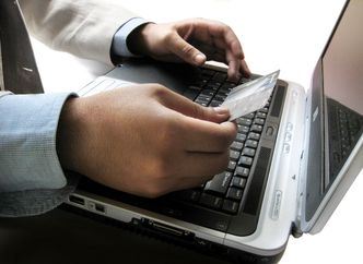 7,27 mld zł na reklamę. Internet rośnie szybciej, niż TV