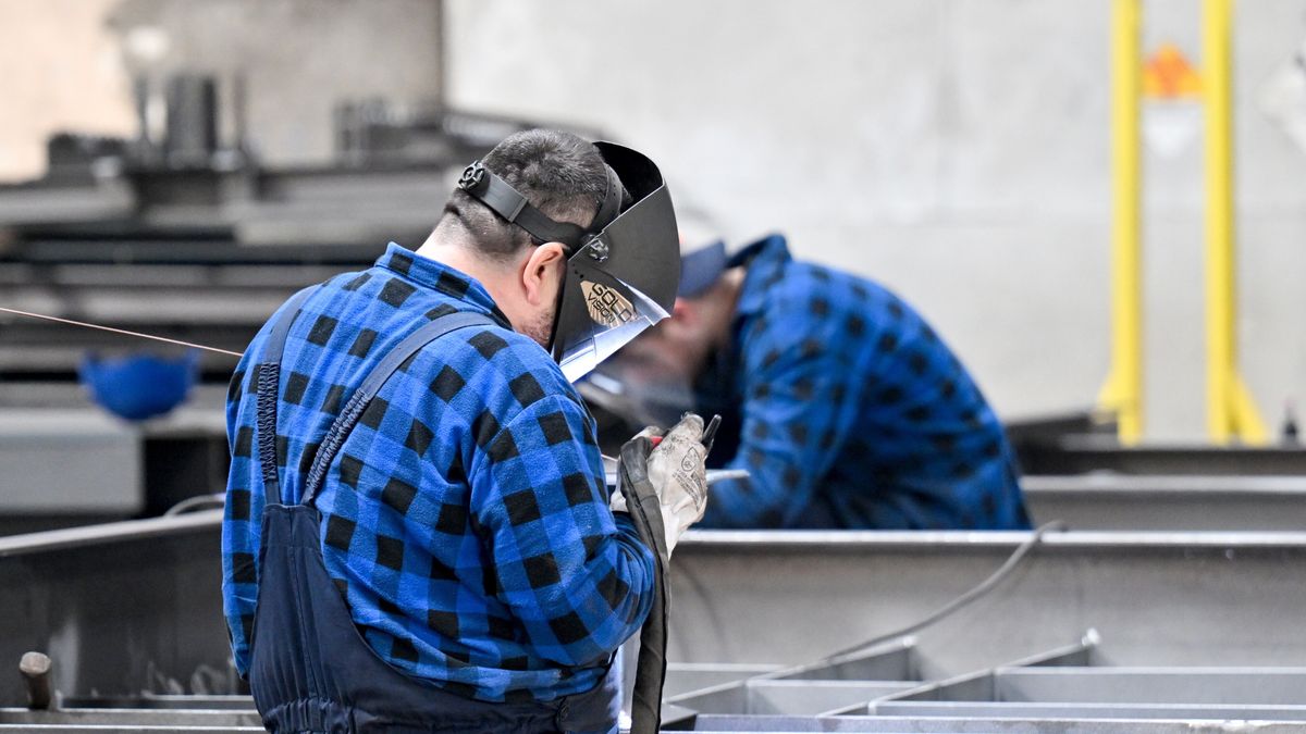 Piotr Polak
fabryka, fabryka kot��w, magazyny energii, magazyny energii cieplnej, sefako