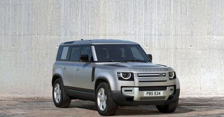 Land Rover Defender może doczekać się 500-konnej wersji SVR