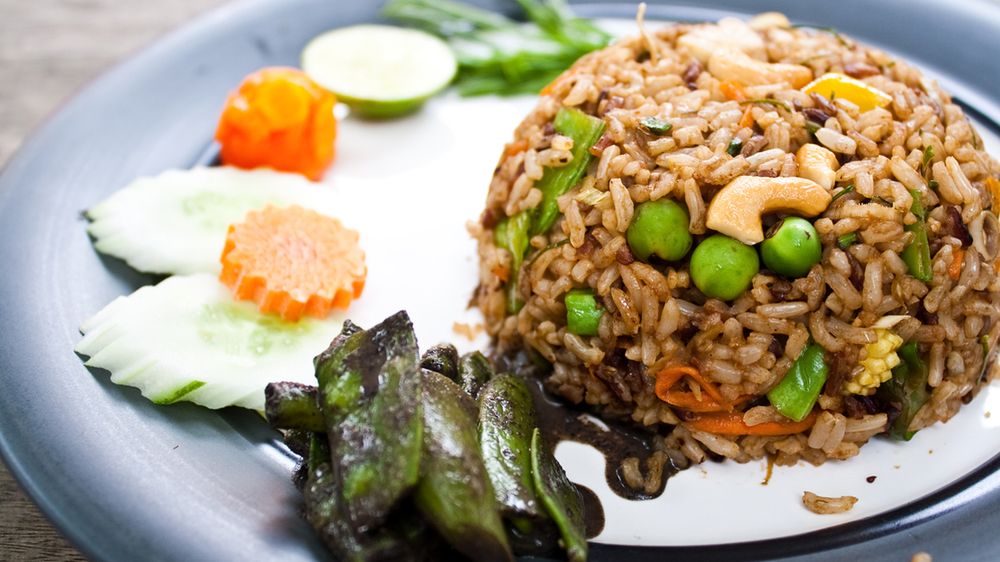 Ugotowany brązowy ryż średnioziarnisty