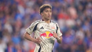 Julian Hall nie wybierze gry dla Polski? "Szanse na to są bliskie zeru"