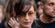 Bella Hadid podzieliła się "traumą" sprzed lat: nie mogła mieć drogich louboutinów... "Moja mama mi nie pozwalała"