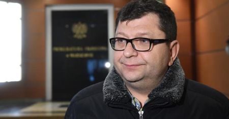 Deportowany Zbigniew Stonoga wygląda inaczej. Zaskakująca metamorfoza