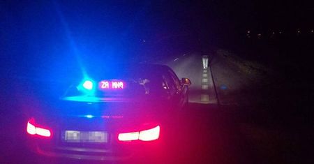 Wtargnął wprost pod samochód ciężarowy przewożący odpady. Zginął na miejscu