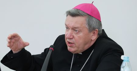 Przesunięte centrum Episkopatu i nowa rola arcybiskupa Kupnego [OPINIA]