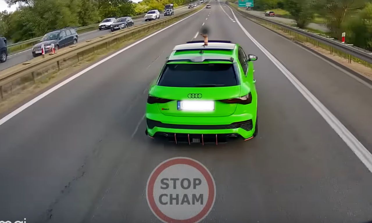 Pokazał "szeryfa w audi". Internauci oburzeni nagraniem