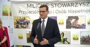 Premier: Solidarne społeczeństwo przede wszystkim wyciąga rękę do najsłabszych