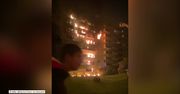Pożar bloku mieszkalnego na przedmieściach Lyonu.