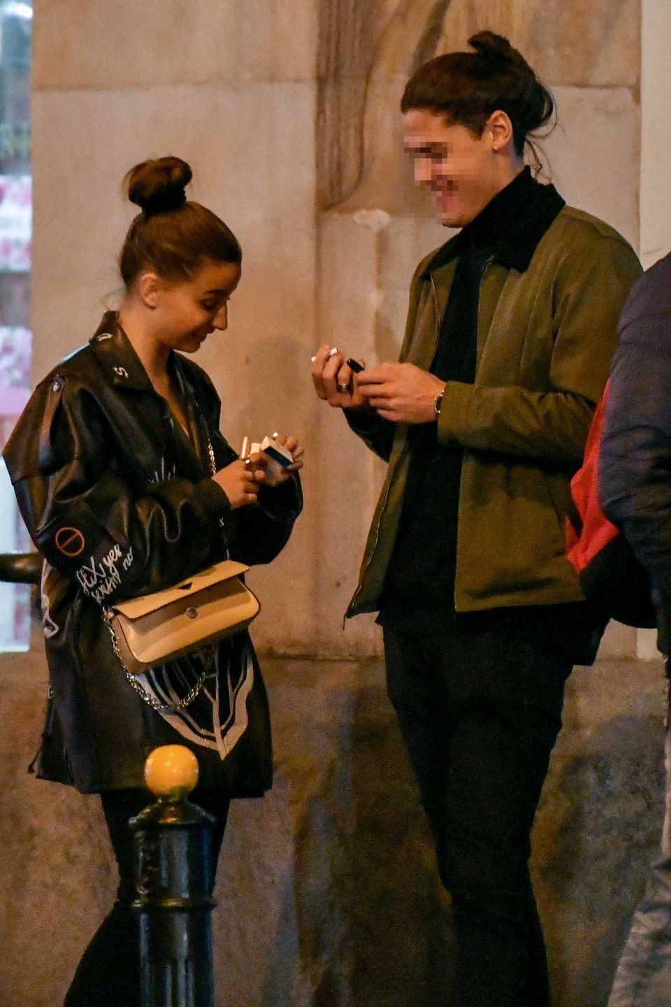 Julia Wieniawa na randce pali iqos
