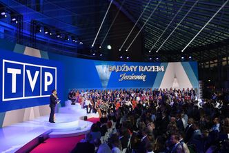 464 smartfony i 15 tabletów. Nowa inwestycja TVP