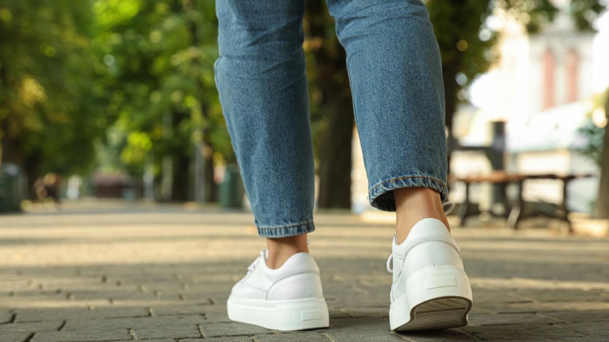 Już 5 tys. kroków przynosi korzyści. Poprawa zdrowia i niższe ryzyko nowotworu