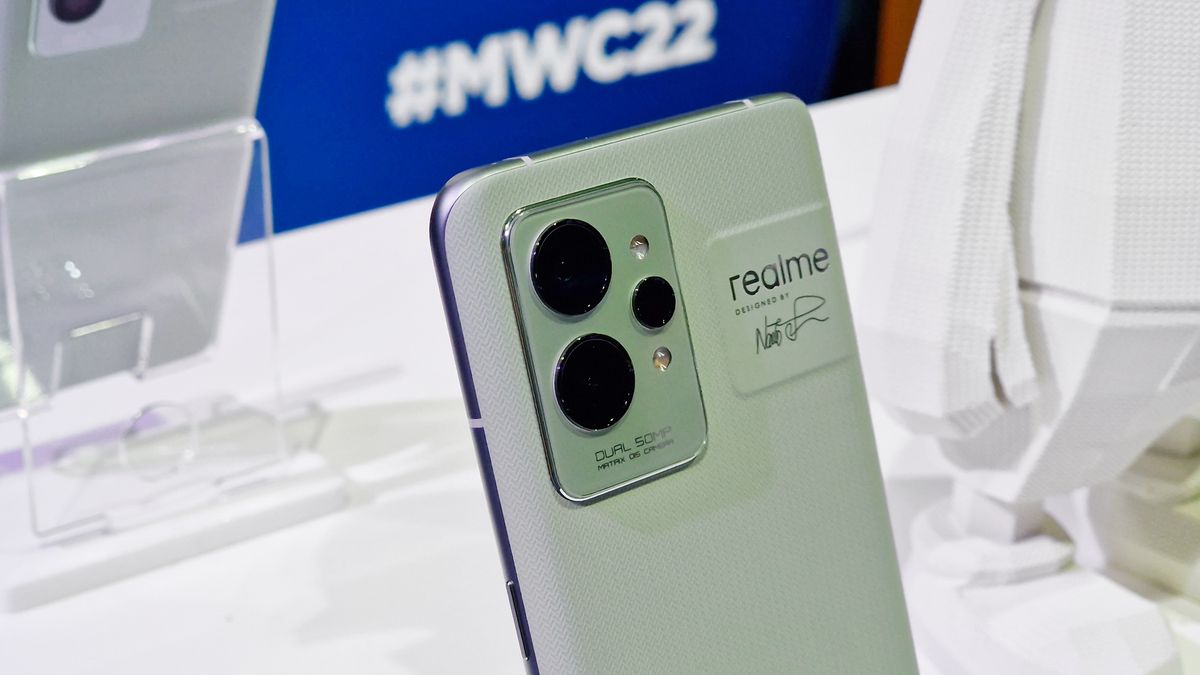 Ma obudowę z liści, mikroskop i tryb 3D. realme GT 2 i GT 2 Pro w Polsce 1