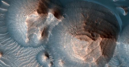 Sensacyjne wieści z Marsa. NASA pokazała zdjęcia satelitarne