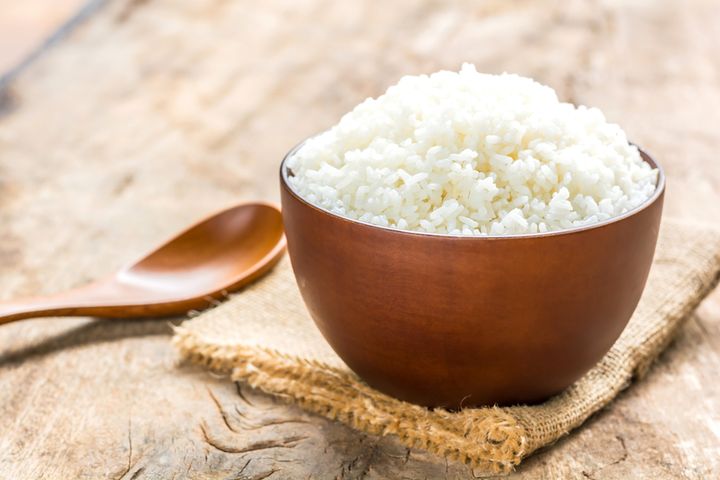 Ugotowany biały ryż krótkoziarnisty (wzbogacony)