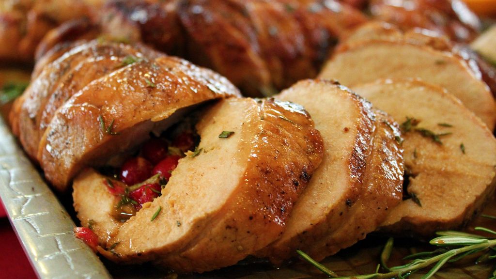 Pieczony schab wieprzowy z kością (mięso i tłuszcz)