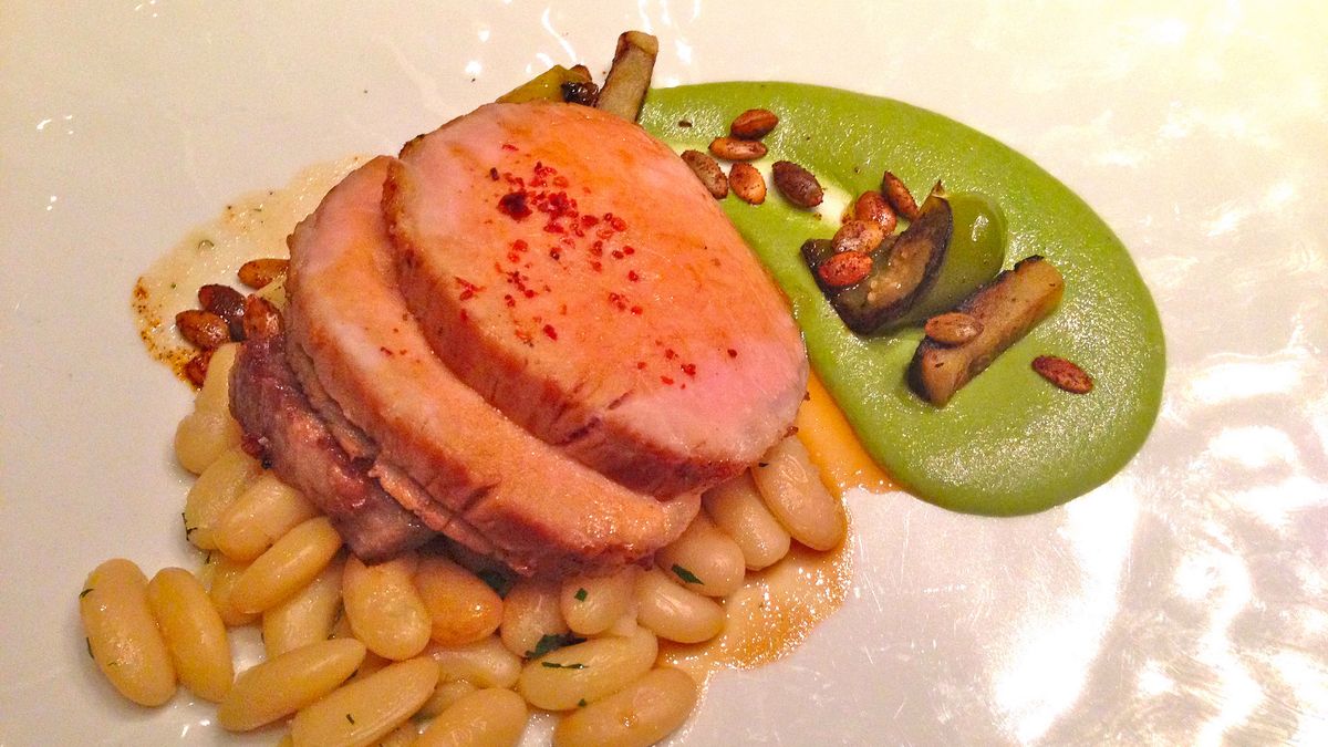 Duszony schab wieprzowy z kością (samo mięso)