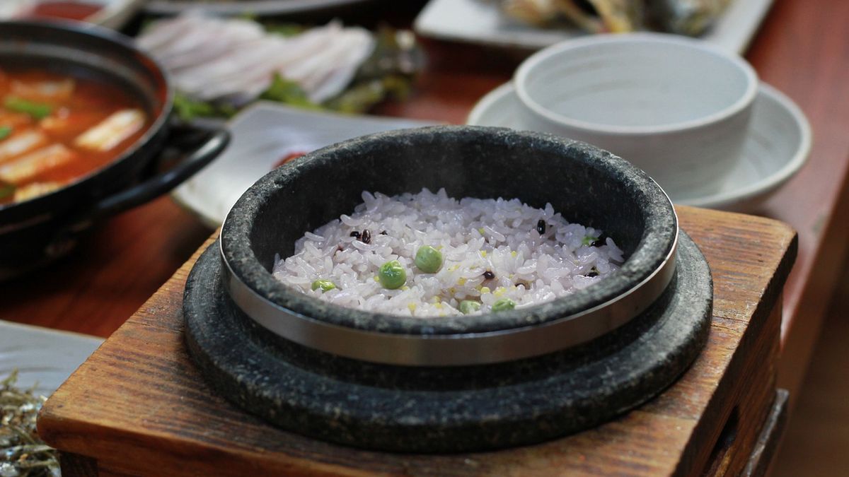 Biały ryż gotowany na parze