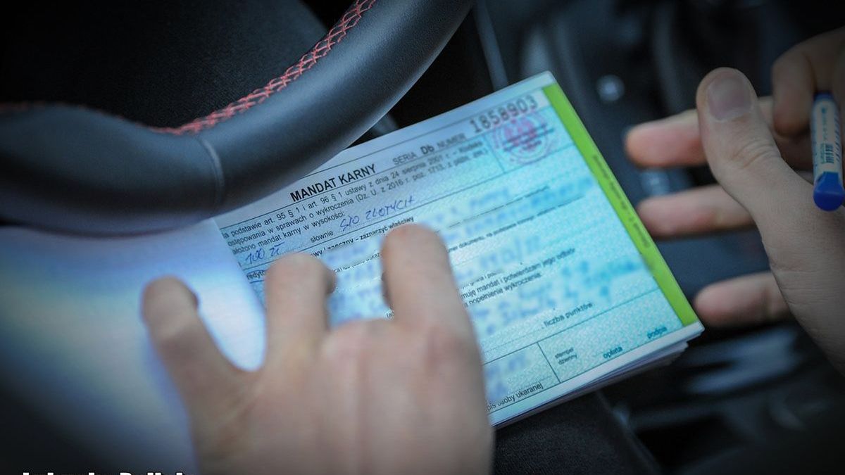 W Krakowie straż miejska już karze użytkowników hulajnóg mandatami