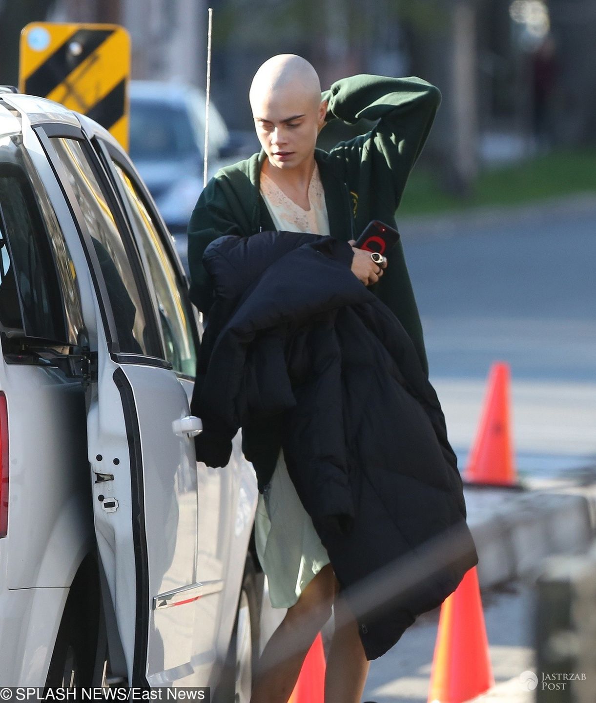 Cara Delevingne ogoliła się na łyso do roli