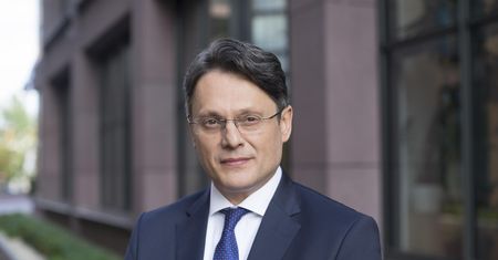 Bank Pekao w Davos chce zadbać o interesy Polski. Andrzej Kopyrski: "mamy mocne przesłanie"