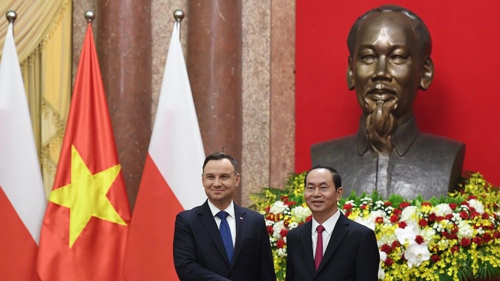 Prezydent Andrzej Duda witany przez prezydenta Wietnamu Tran Dai Quang