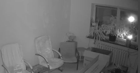 Podejrzane osoby kręcą się wieczorami w rejonie posesji. Świecą latarkami po oknach, zaglądają do środka