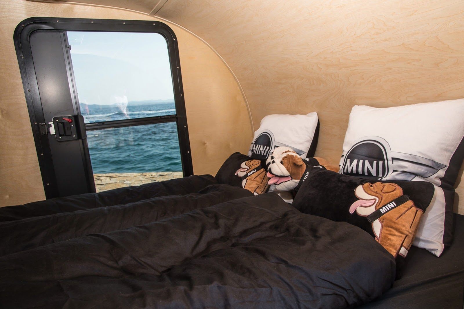 MINI prezentuje koncepcyjne auta na wakacje [galeria] 7