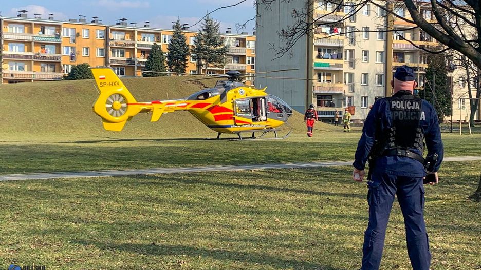 Skoczów. Do potrąconej 38-latki wezwano śmigłowiec LPR.
