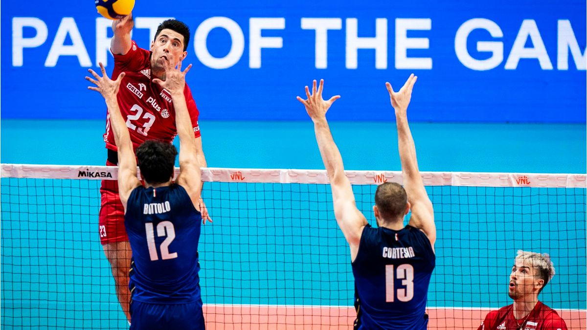 Materiały prasowe / VNL / Na zdjęciu: Karol Butryn w ataku