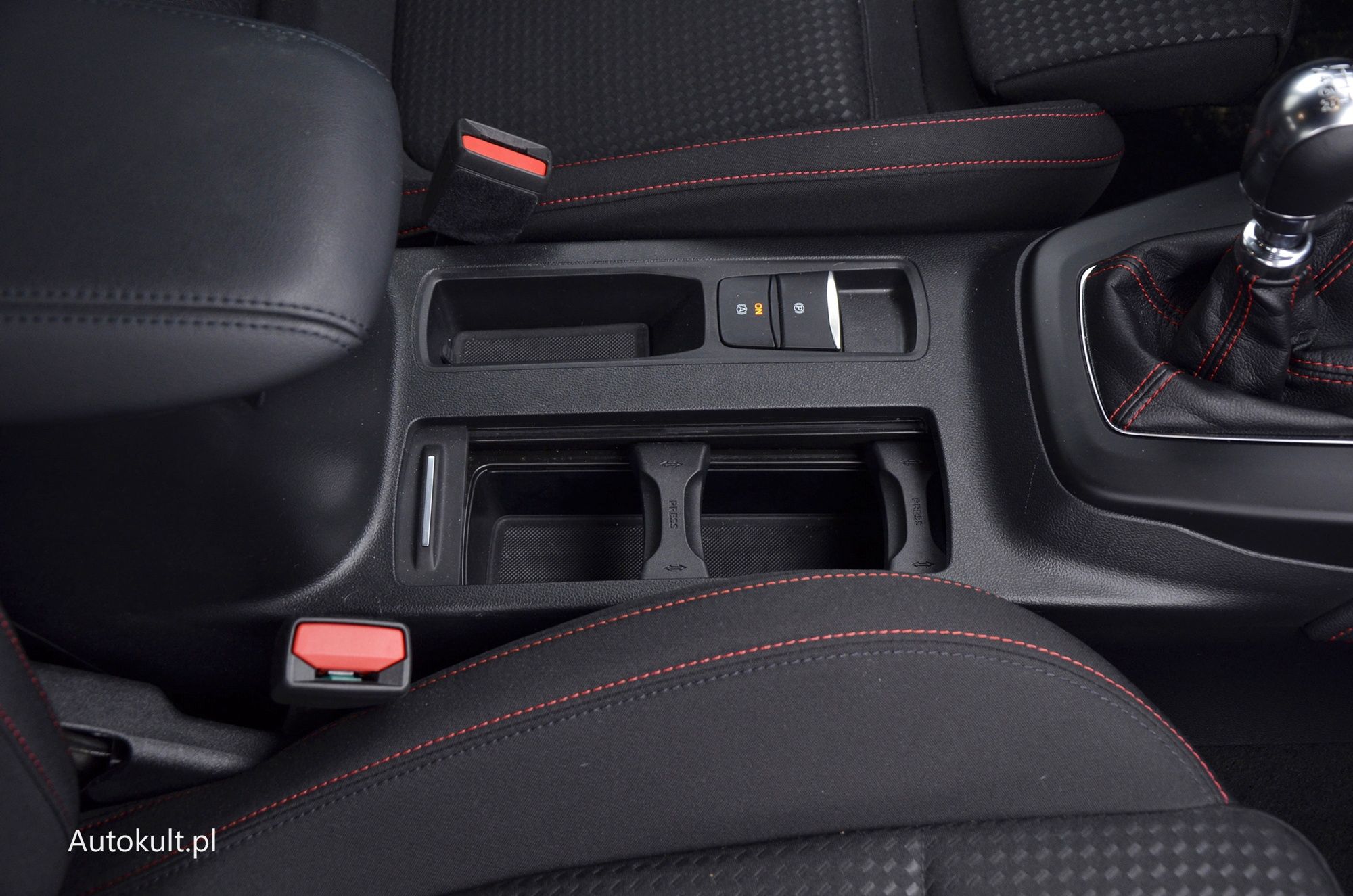 Ford Focus vs. Mazda 3