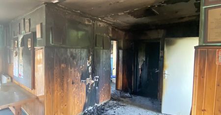 Piekary Śląskie. Zdewastowana siedziba Orła Białego