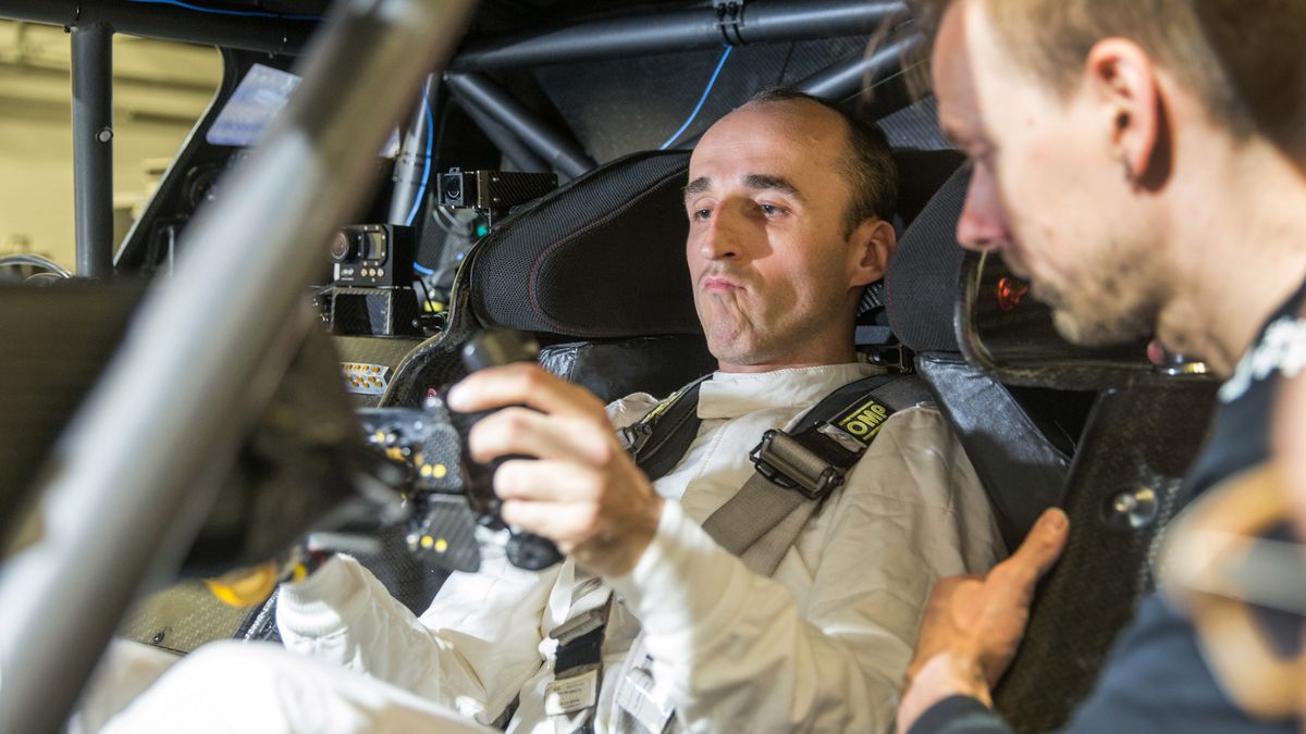 Robert Kubica za kierownicą M4 DTM