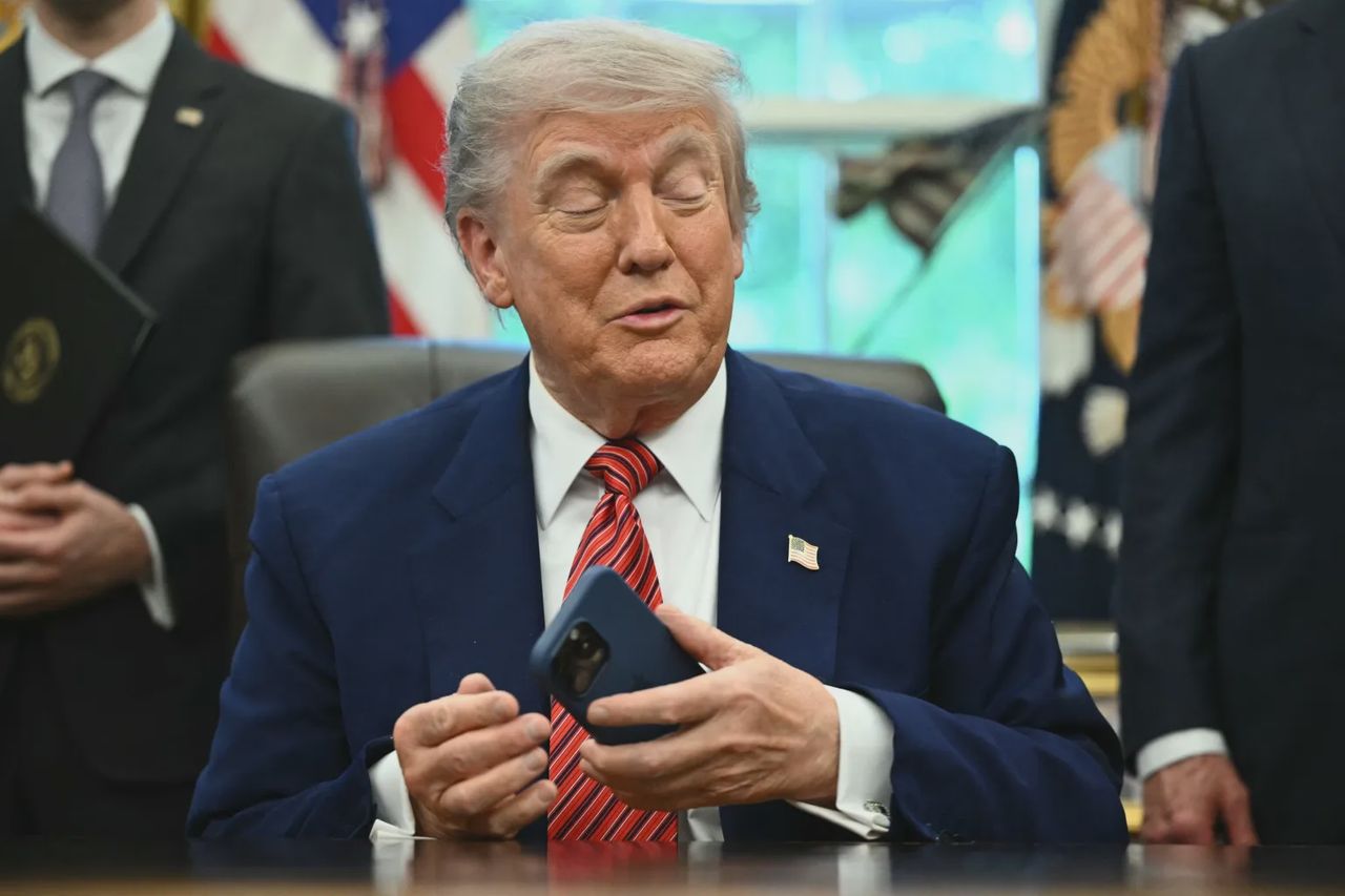 Trump Mobile ujawnił dane klientów. Wyciekły adresy i telefony