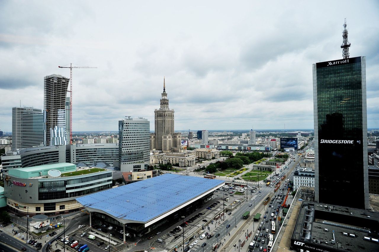 Warszawa: Wielkie zmiany w ruchu kolejowym. Dworzec Centralny będzie zamknięty