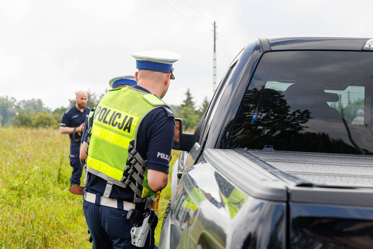 Piaseczno: Podwarszawski "szeryf" zatrzymany. Teraz będzie tłumaczył się prawdziwym funkcjonariuszom