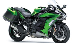 Kawasaki szykuje nowe Ninja H2 SX. Wiemy, co zmieni się w megaturystyku