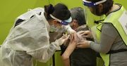 Japonia rozpoczyna szczepienia seniorów przeciw COVID-19.