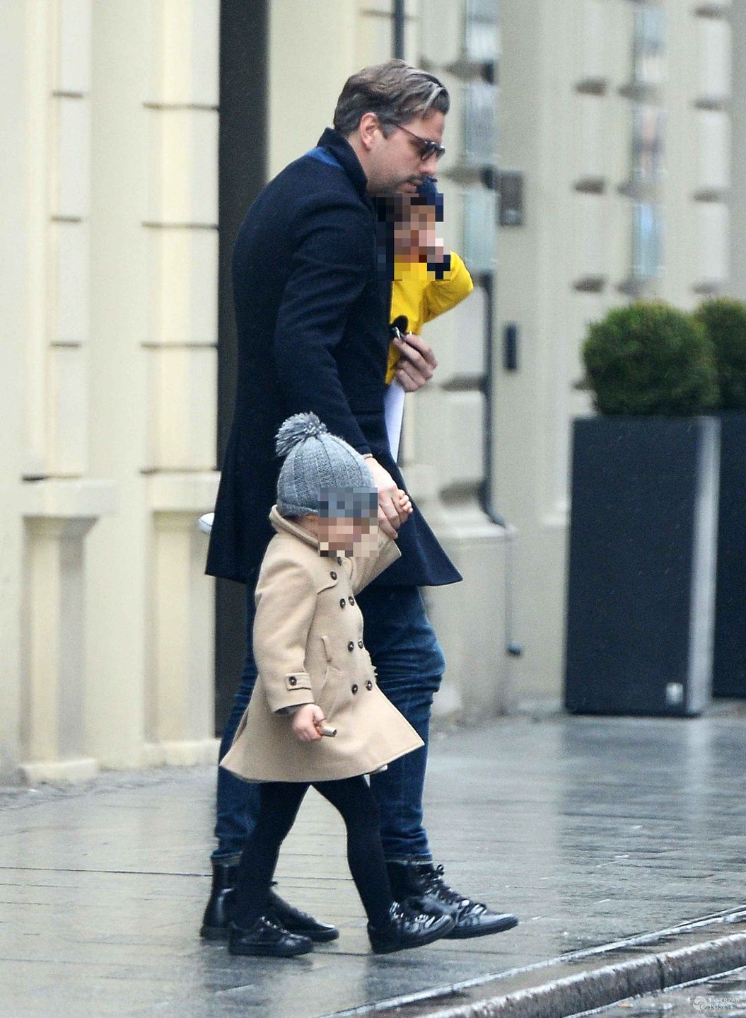 Marcel Sora z dziećmi: córką Stefanią i synem Teodorem