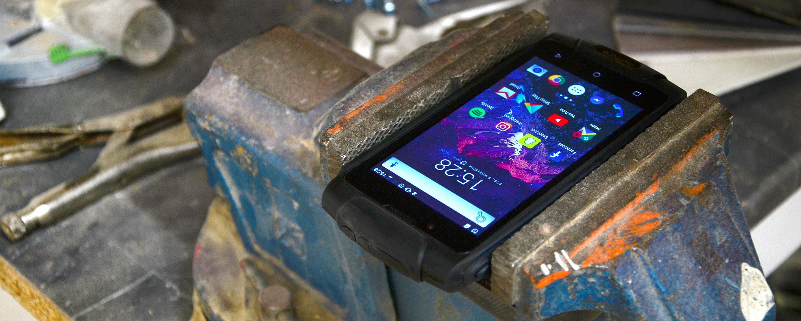 myPhone Hammer Axe M LTE - recenzja i test wytrzymałości 12