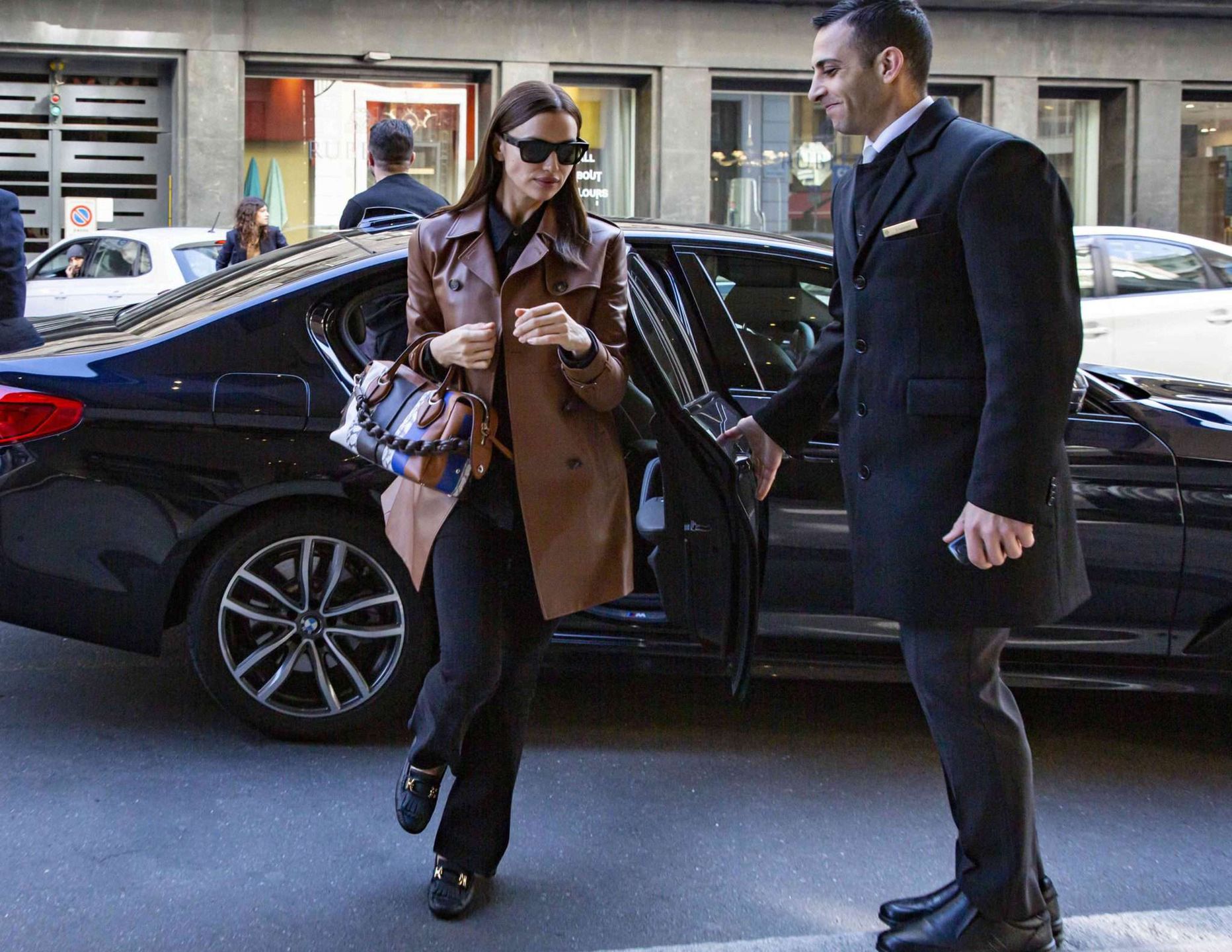 Irina Shayk ucieka przed paparazzi