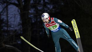 FIS zatwierdziła zmiany w przepisach. Będą żółte i czerwone kartki dla skoczków narciarskich