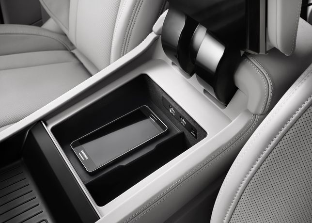 Audi phone box with inductive charging