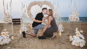 W Polsce zarabia miliony. Gwiazdor sportu będzie mężem Polki