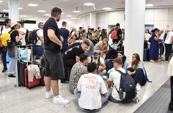 Chaos na Sycylii. Loty z i do Polski przekierowane