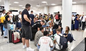 Chaos na Sycylii. Loty z i do Polski przekierowane