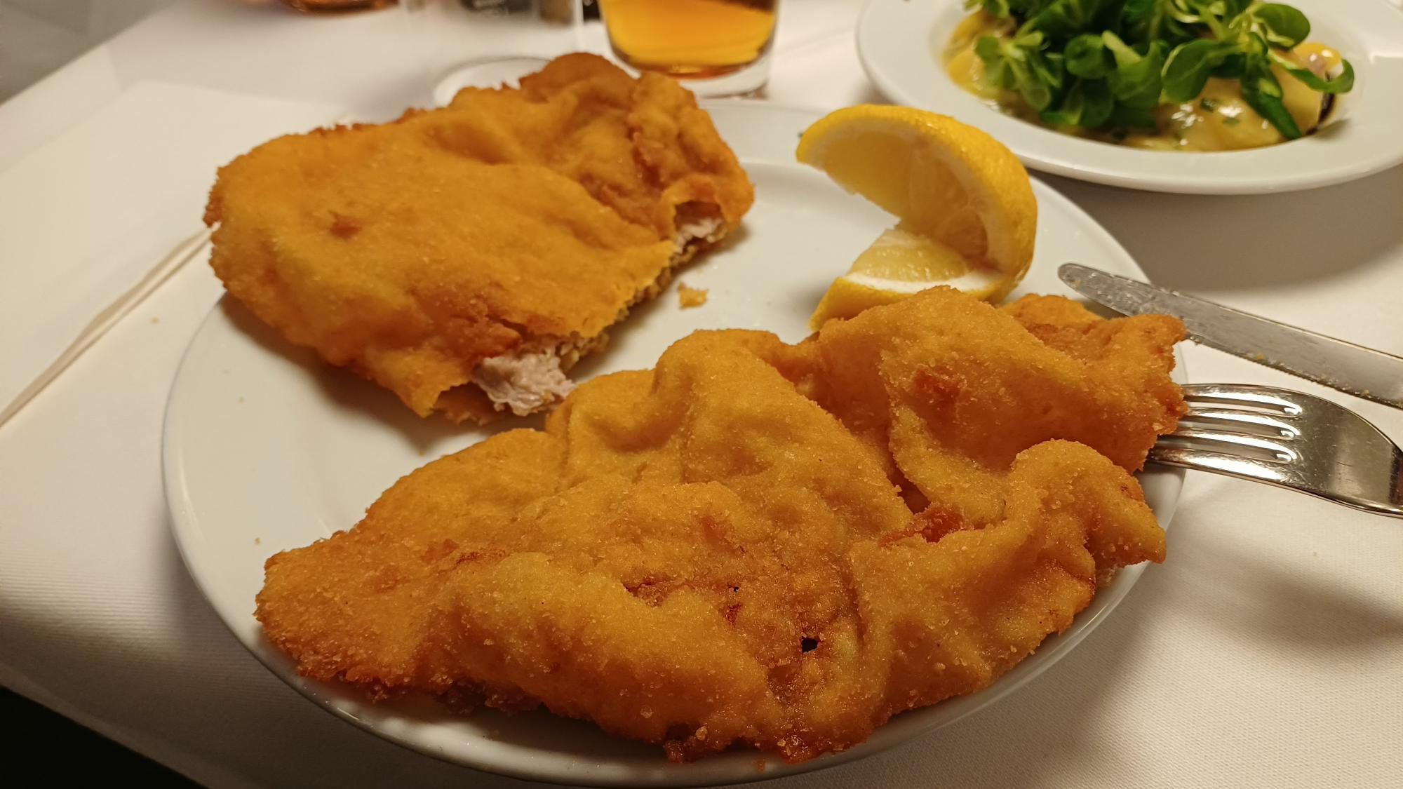 Figlmüller Bäckerstraße - przekrój sznycla wiedeńskiego