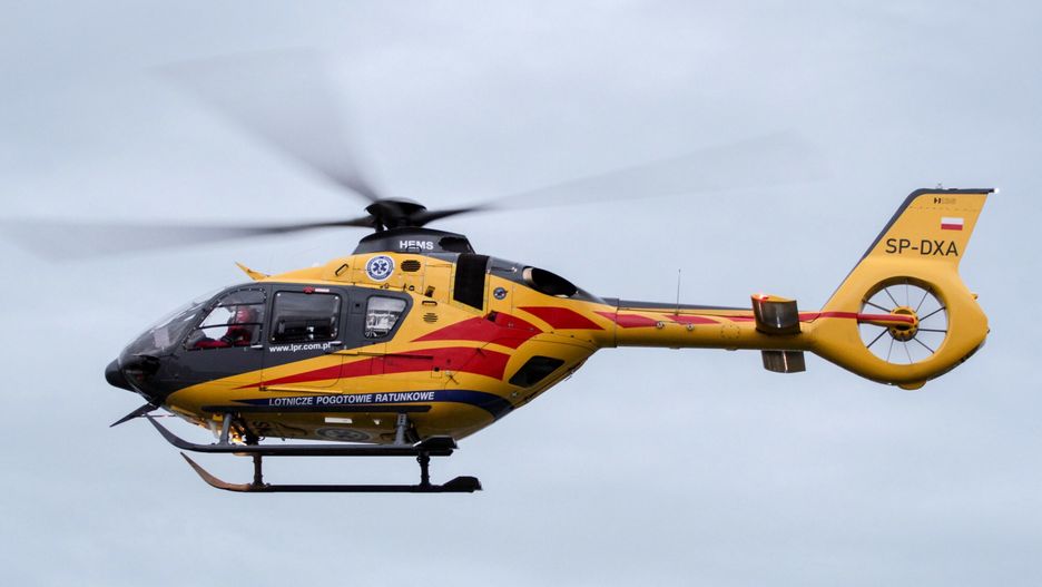 Wielkopolskie. Groźny wypadek przy pracy. Maszyna przygniotła głowę mężczyzny