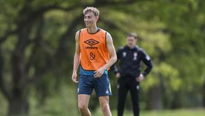Walka o gwiazdę reprezentacji Hiszpanii. Chelsea i Real są w wyścigu